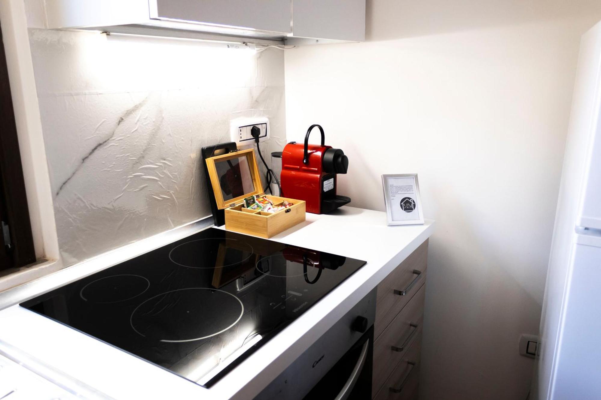 Sassari-Centro Elegante Appartamento Con Wifi E Netflix ภายนอก รูปภาพ